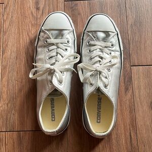 Metallic silver Converse size 6.5 men/8.5 women